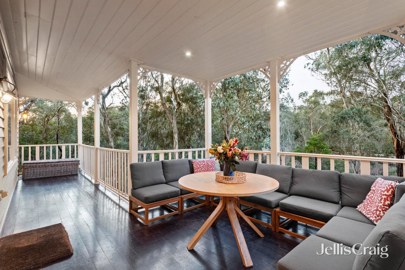 18 Amersham Drive, Warrandyte image 18