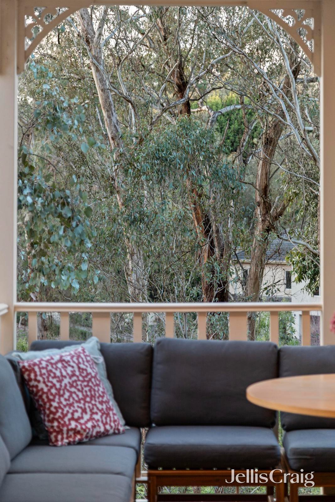 18 Amersham Drive, Warrandyte image 19