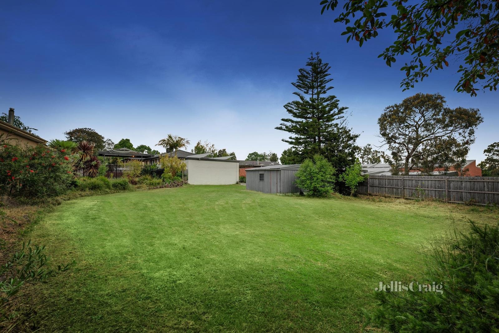 18 Armstrong Road, Heathmont image 12