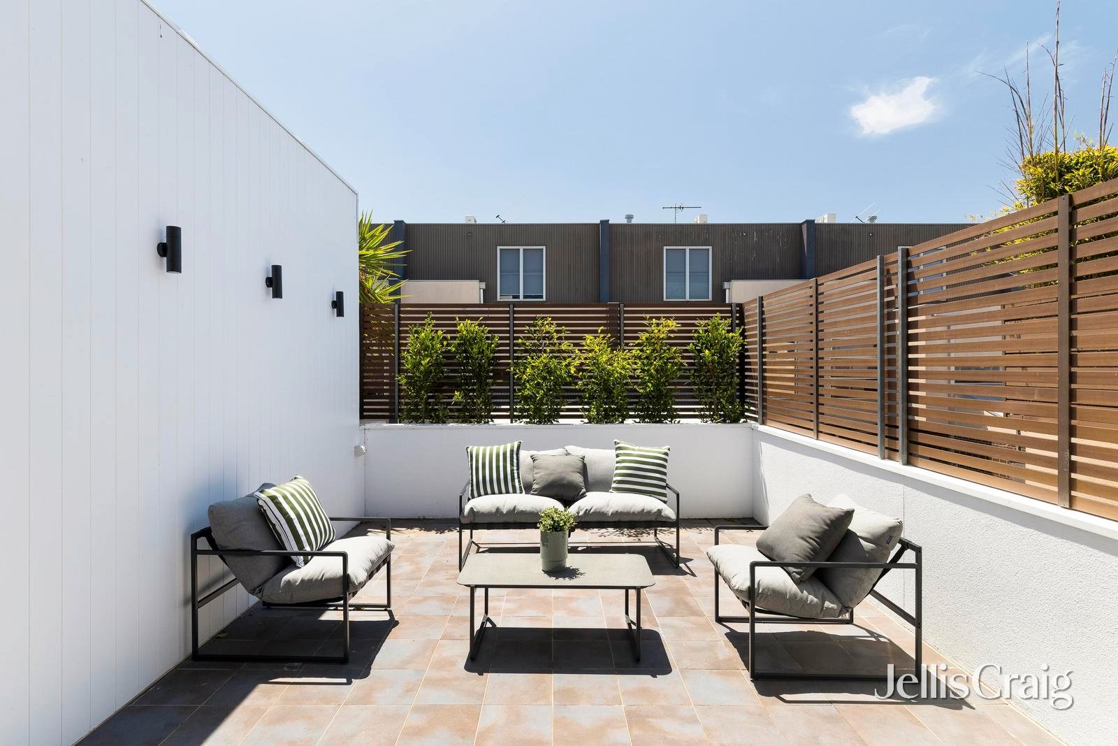 18 Arnold Street, Brunswick East image 2