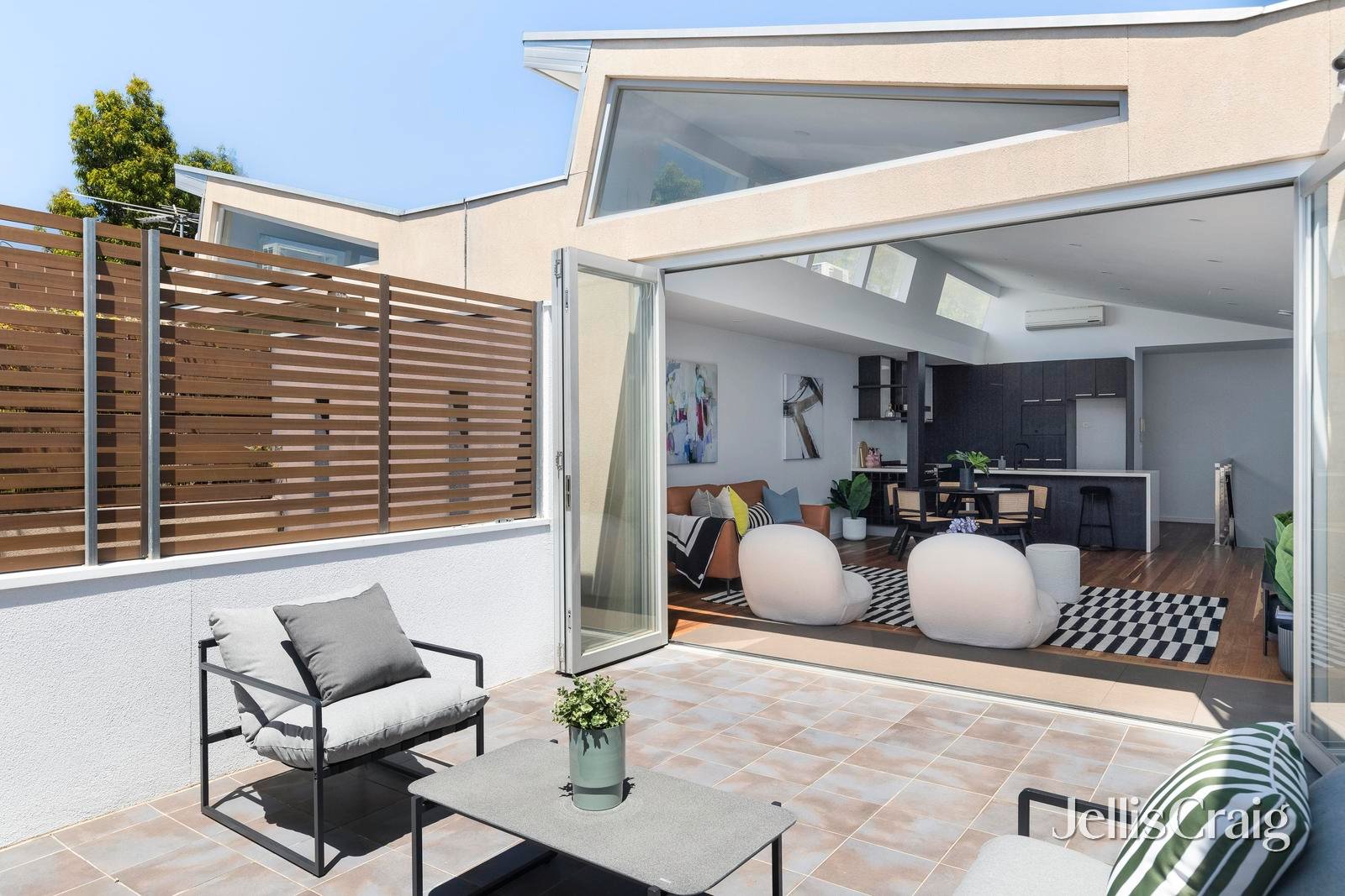 18 Arnold Street, Brunswick East image 3