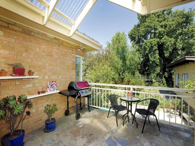 18 Arnott Street, Mont Albert North image 6