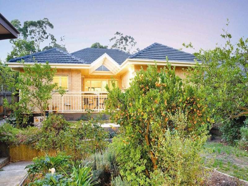 18 Arnott Street, Mont Albert North image 7