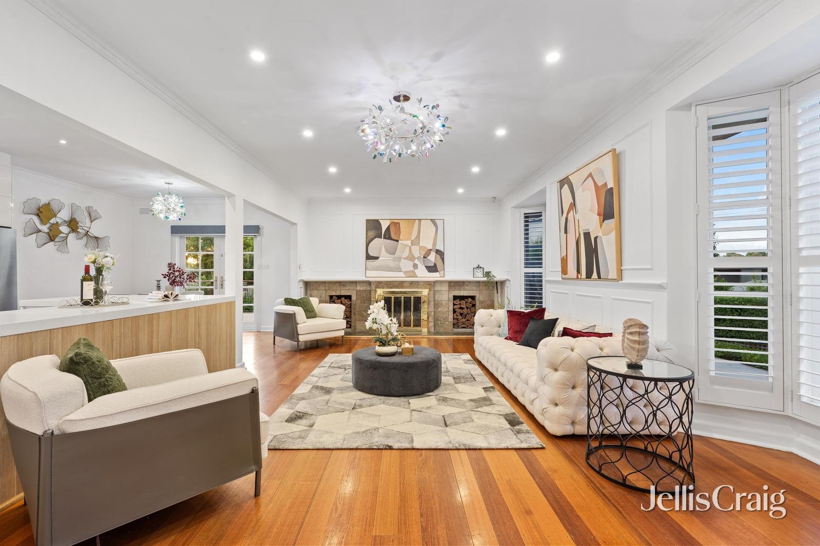 18 Ashwood Drive, Ashwood image 3