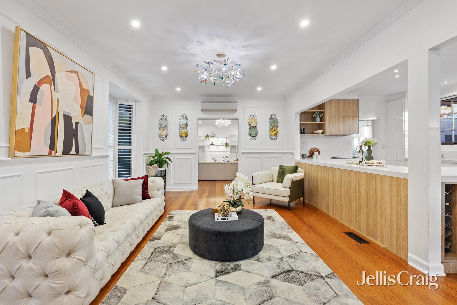 18 Ashwood Drive, Ashwood image 4