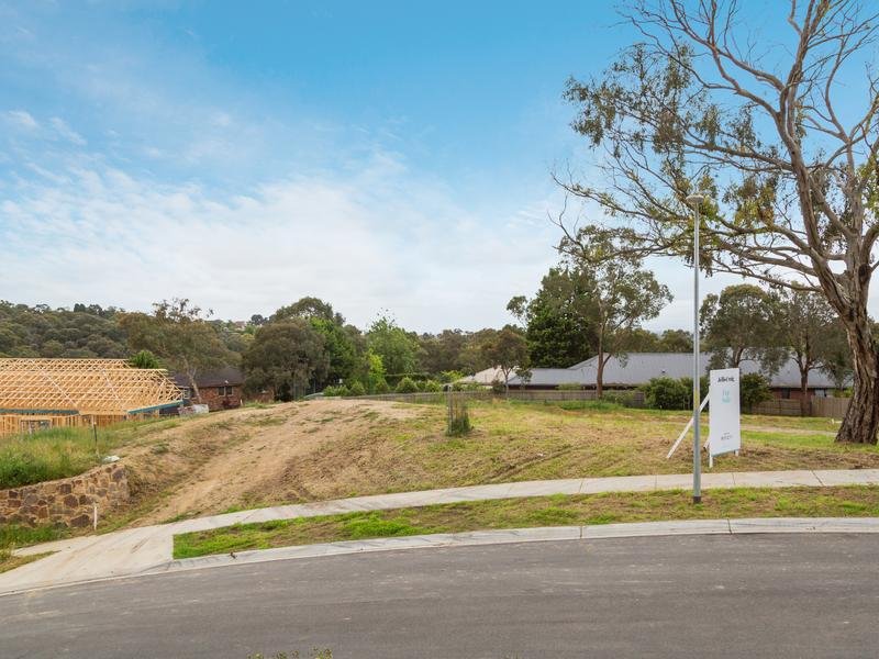 18 Aspen Court, Warranwood image 2