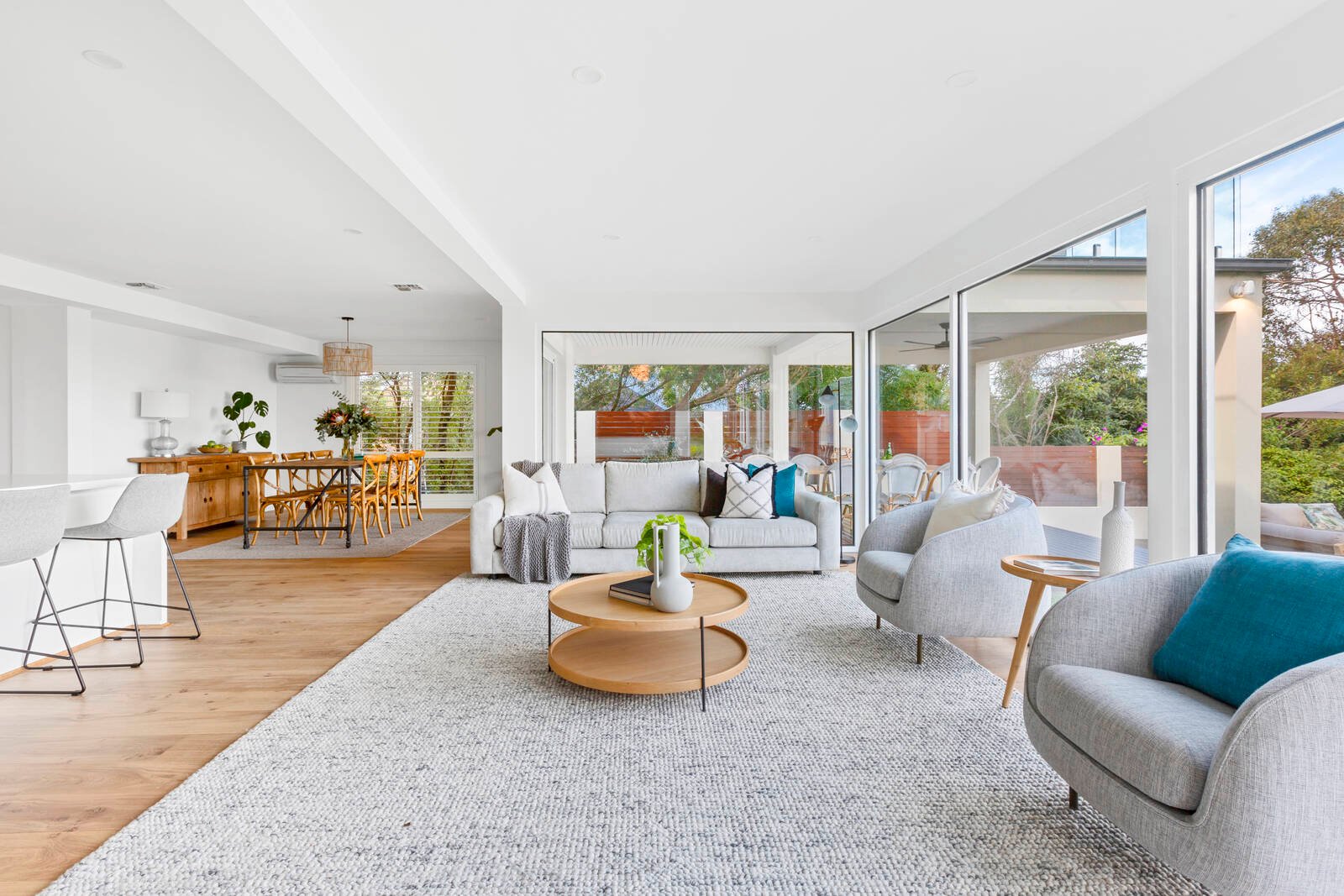 Property Gallery Thumbnail 3
