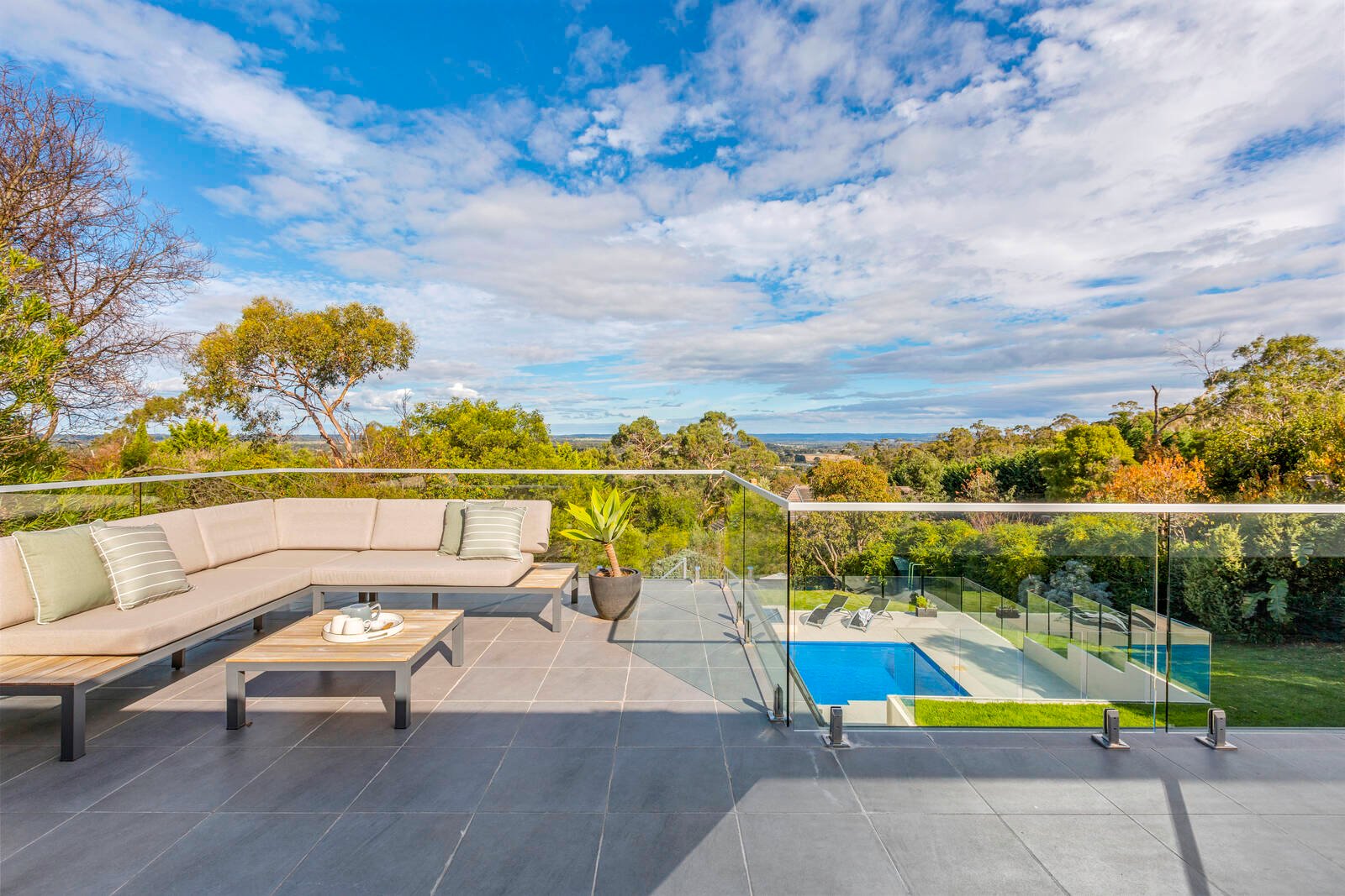 Property Gallery Thumbnail 10
