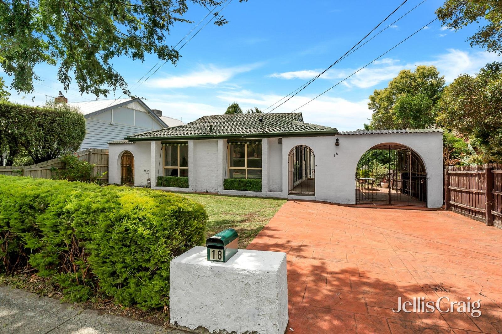 18 Barcelona Street, Box&nbsp;Hill image 1