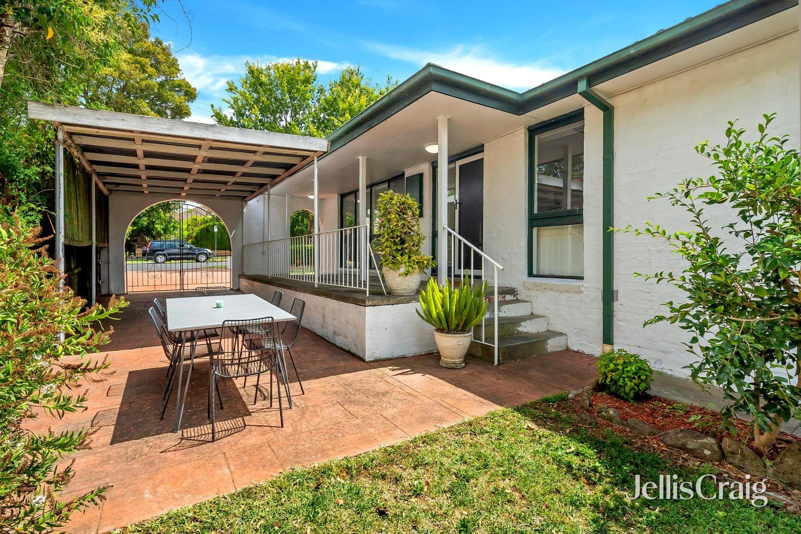 18 Barcelona Street, Box&nbsp;Hill image 7