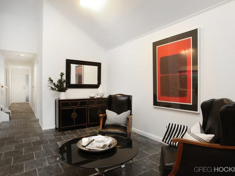 18 Bates Drive, Williamstown image 4