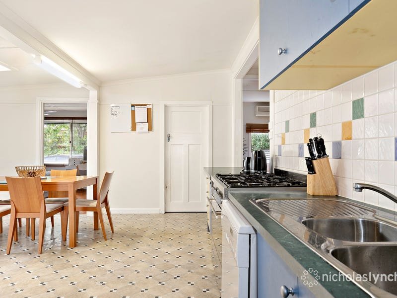 Property Gallery Thumbnail 3
