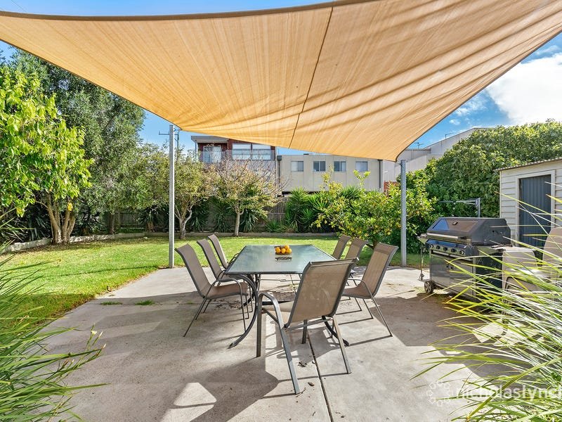 Property Gallery Thumbnail 8