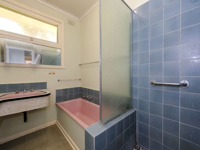 18 Benjamin Street, Box Hill North image 7