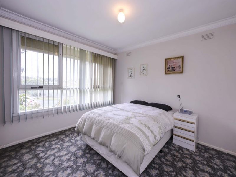 18 Benjamin Street, Box Hill North image 10