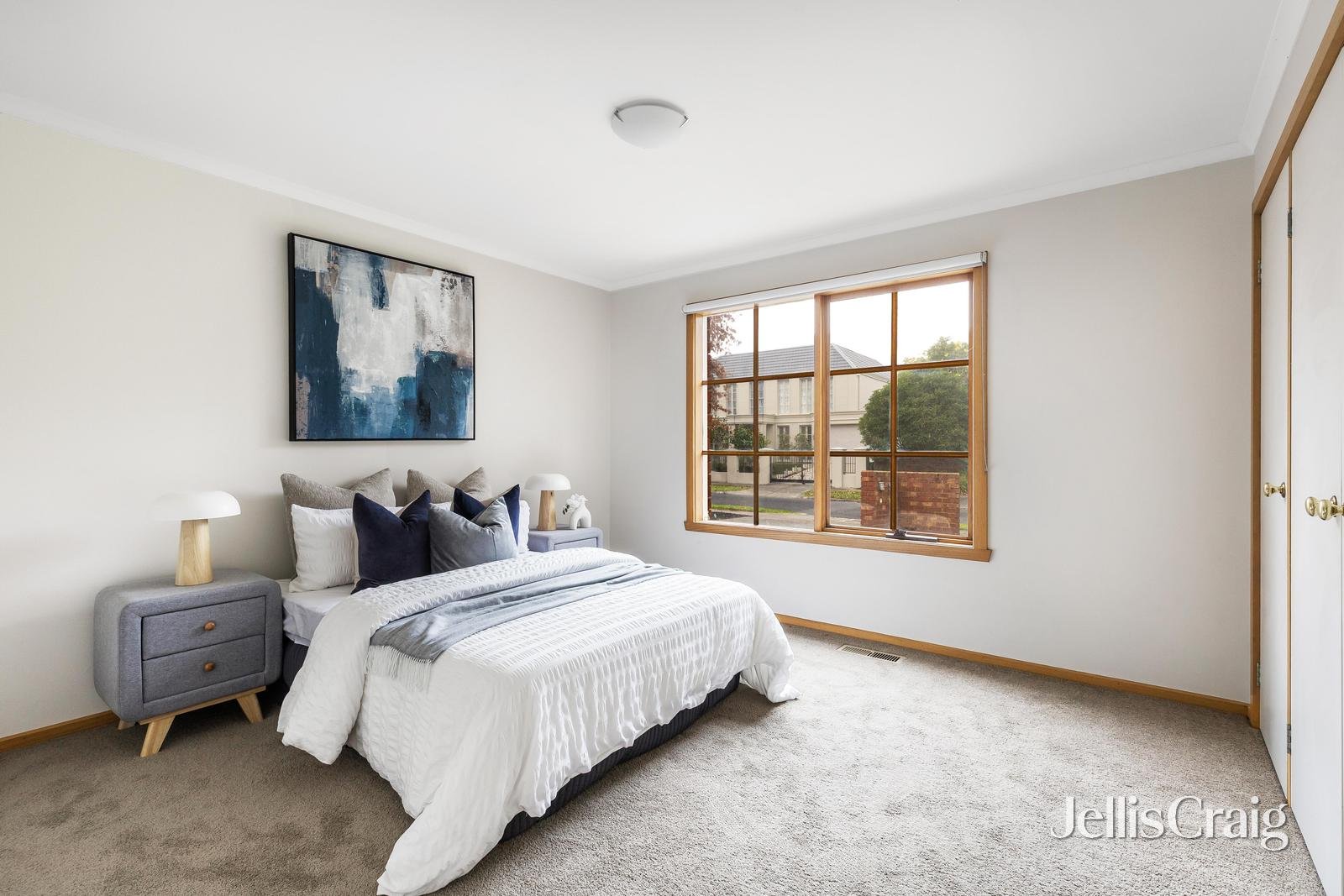 1/8 Bernborough Avenue, Balwyn image 8