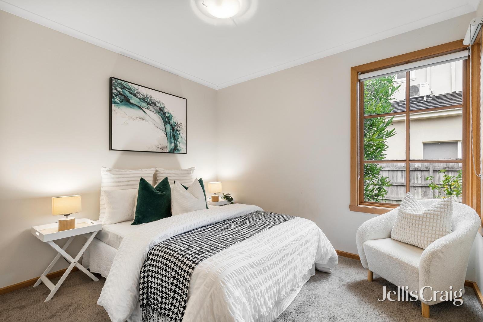 1/8 Bernborough Avenue, Balwyn image 9