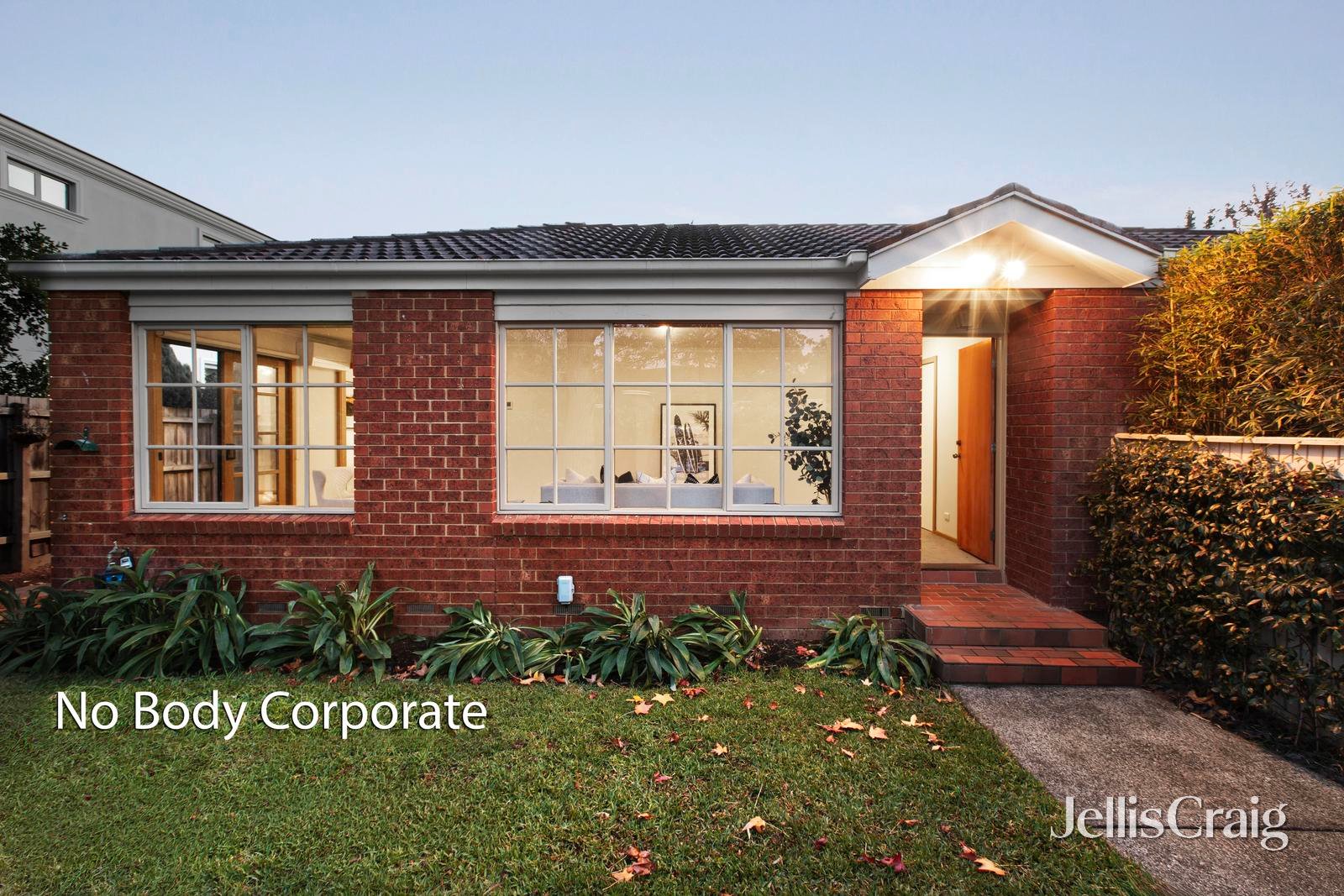 1/8 Bernborough Avenue, Balwyn image 11
