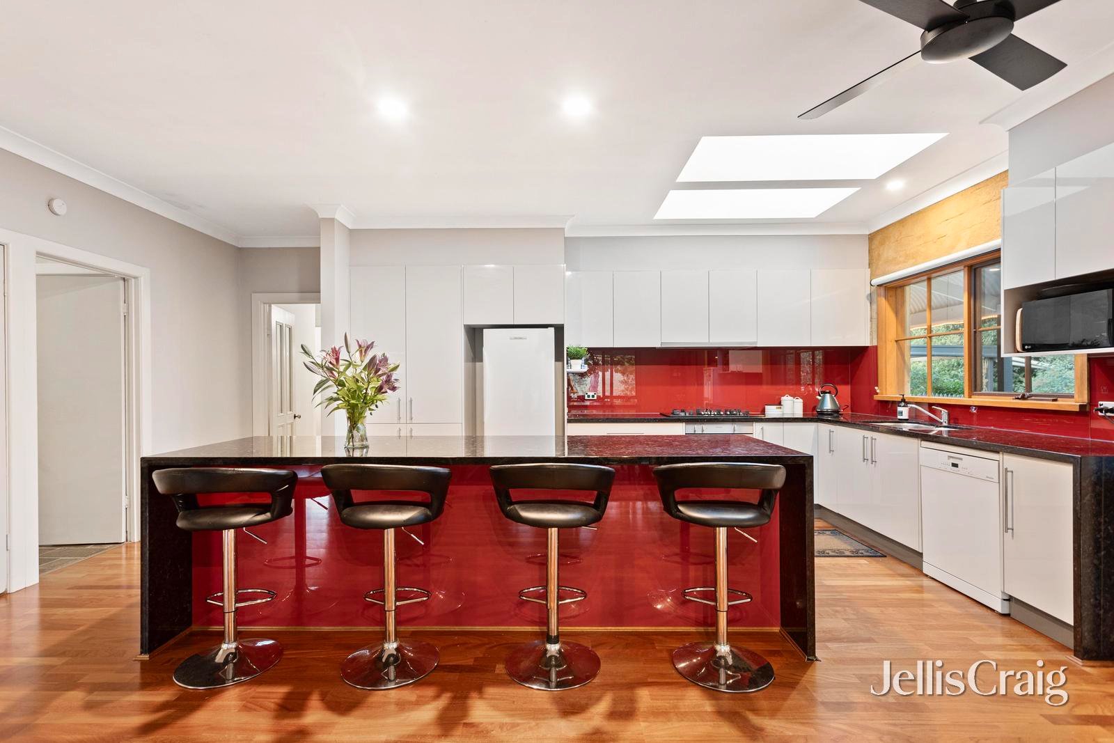 18 Blackwood Drive, Wonga&nbsp;Park image 6