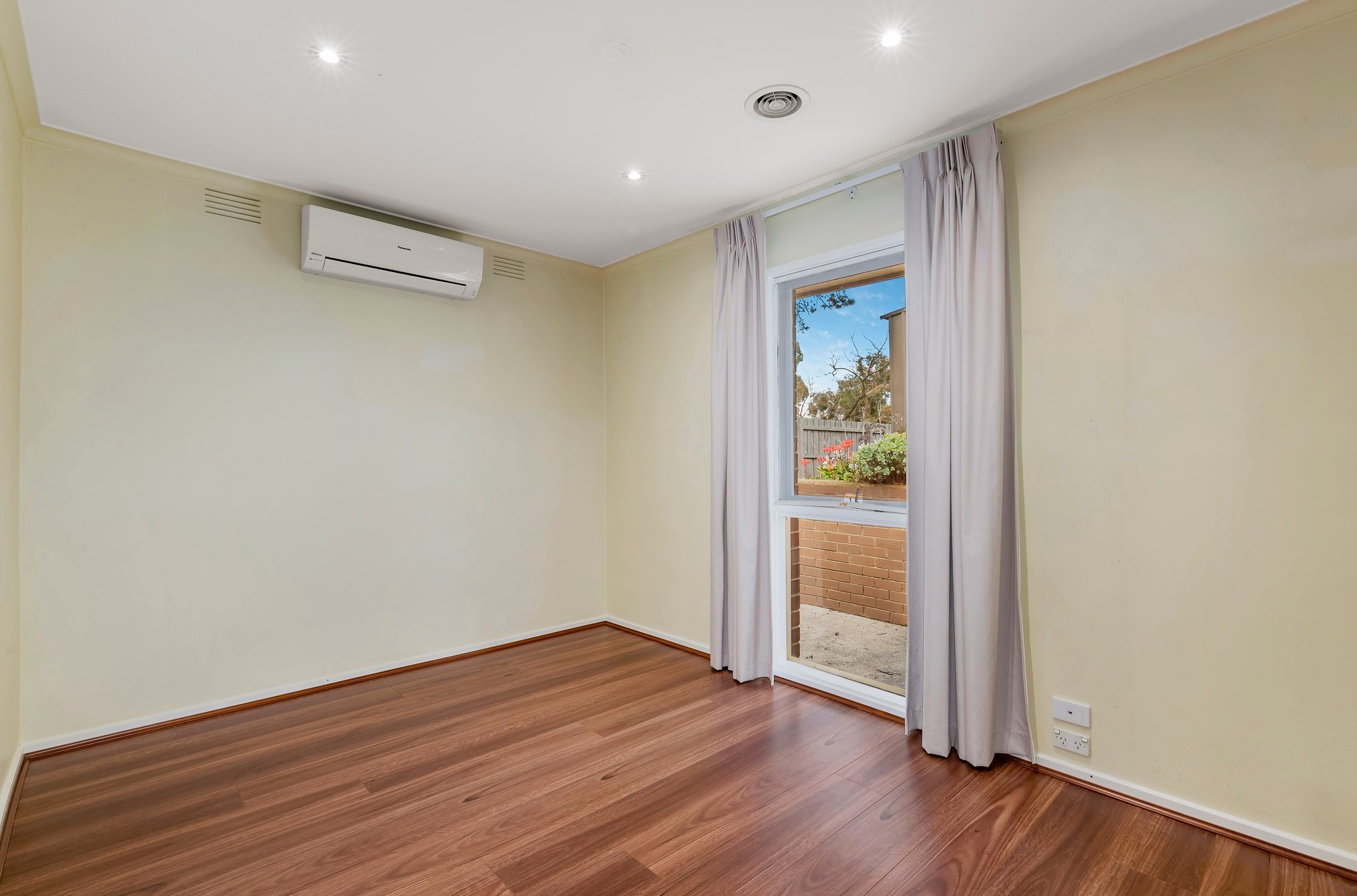 18 Botanic Drive, Doncaster image 6