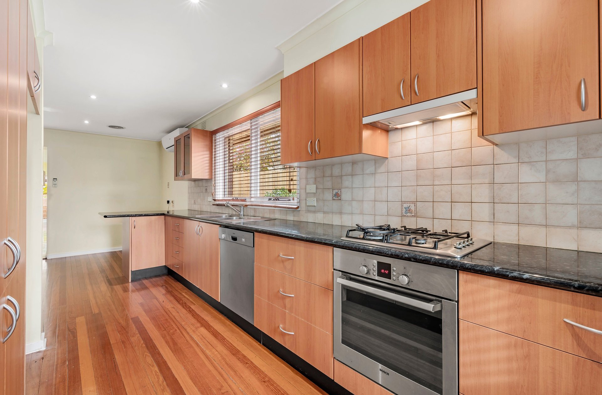 18 Botanic Drive, Doncaster image 3