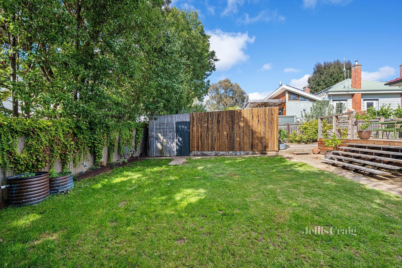 18 Bowden Street, Castlemaine image 14
