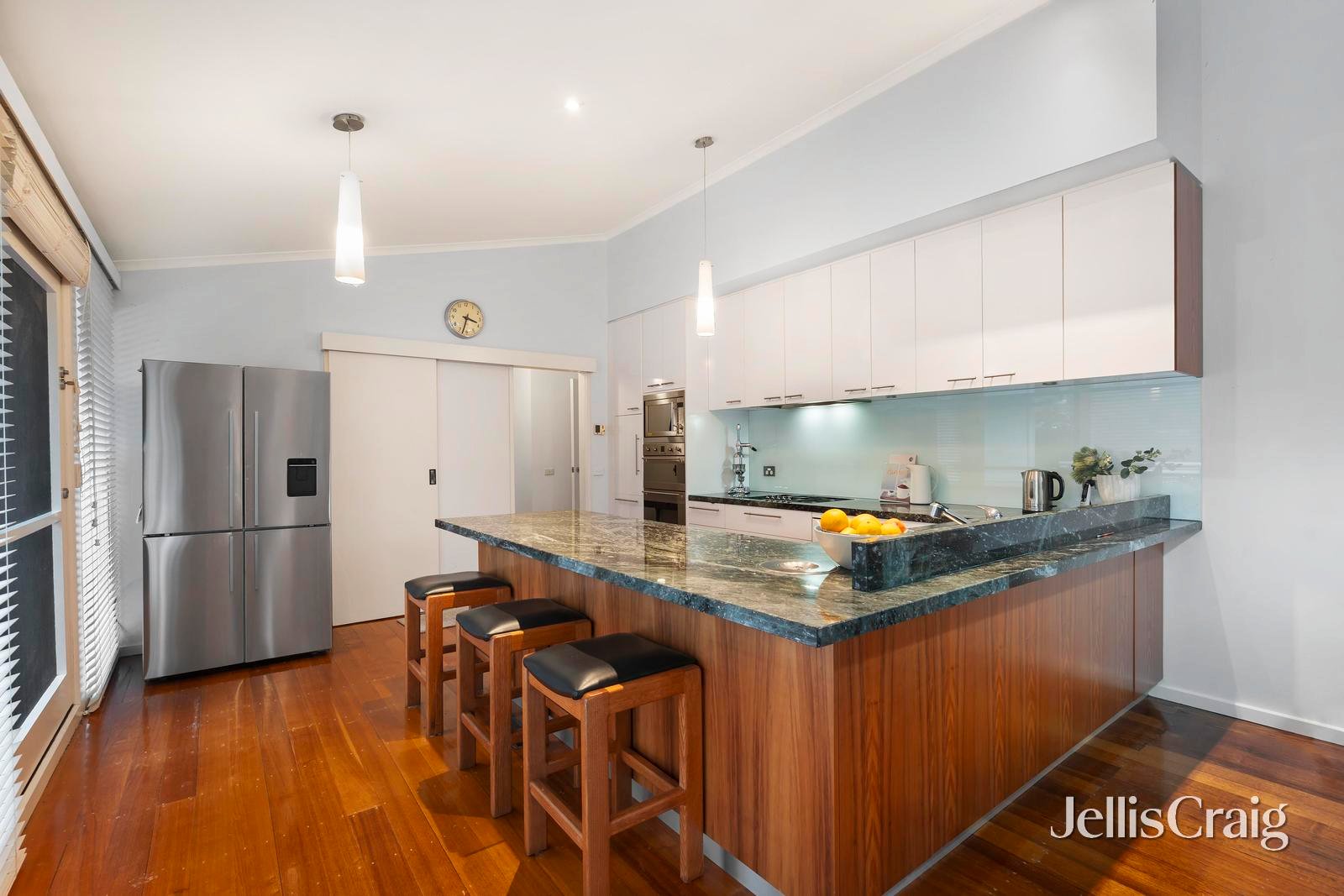 18 Brendan Avenue, Doncaster image 3