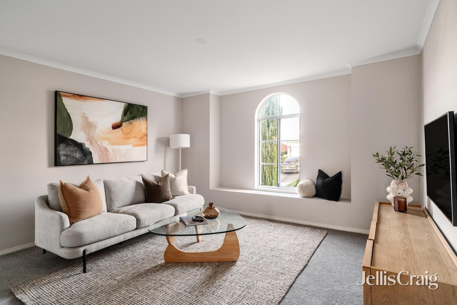 18 Brentwood Rise, Eltham image 2