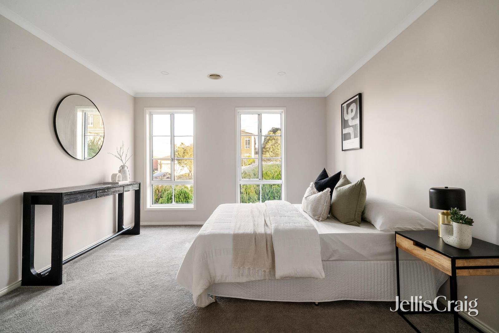 18 Brentwood Rise, Eltham image 13