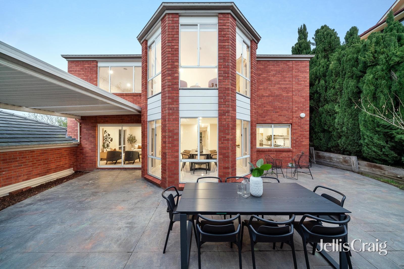 18 Brentwood Rise, Eltham image 18