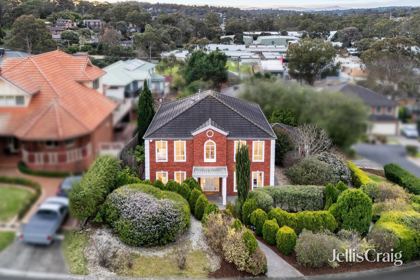 18 Brentwood Rise, Eltham image 20