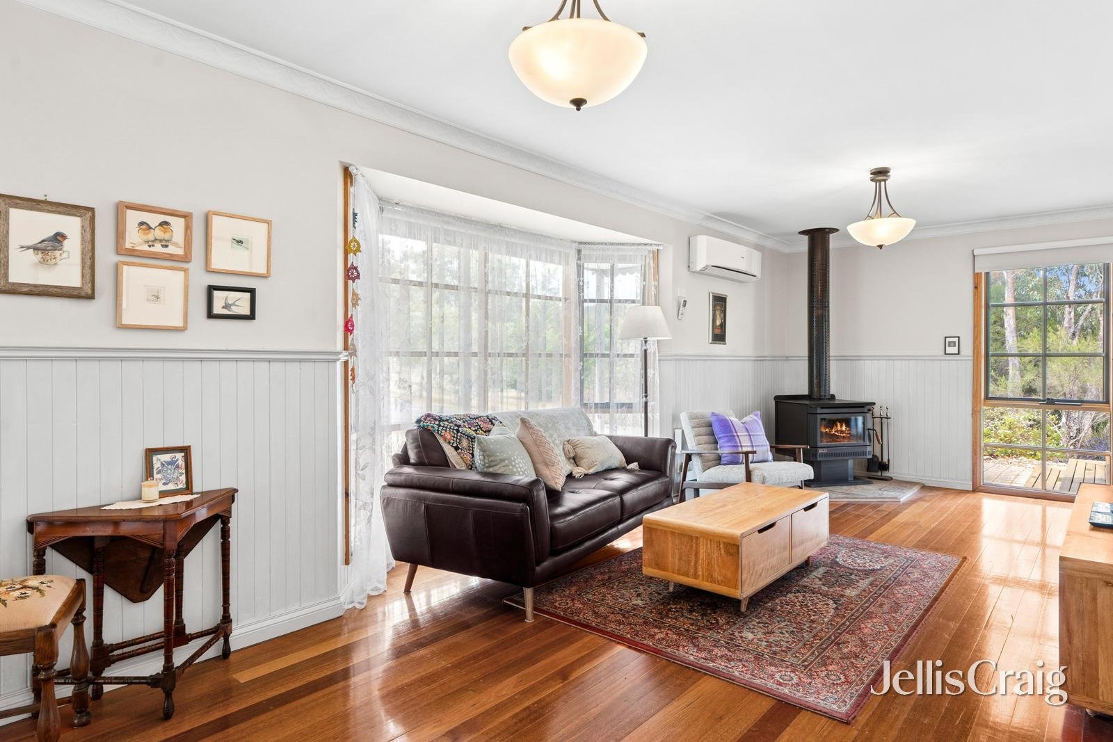 18 Broad Road, Campbells Creek image 4