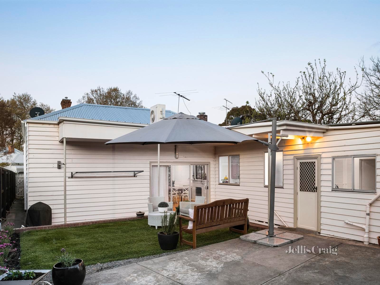 18 Brook Street, Hawthorn image 17