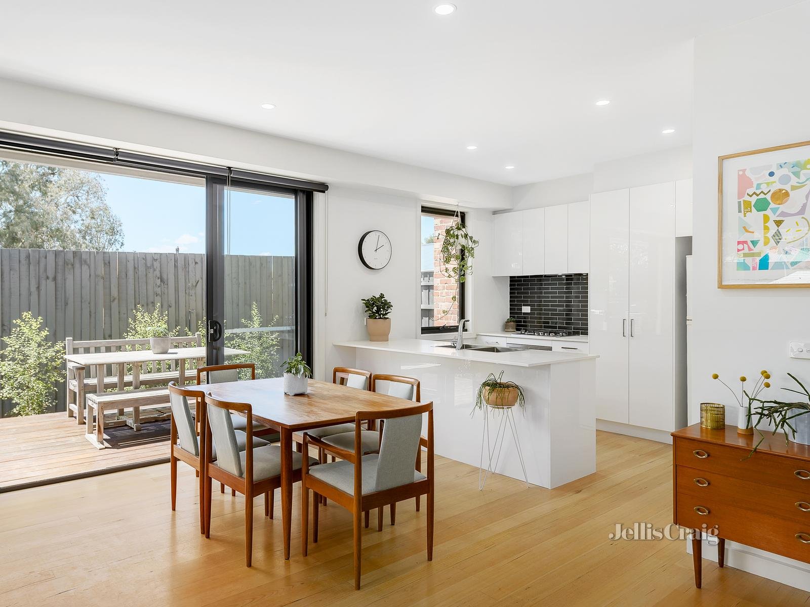 1/8 Brooks Crescent, Diamond Creek image 4