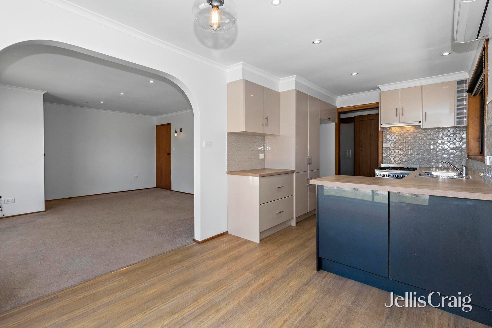 18 Burnbank Close, Lake&nbsp;Wendouree image 2