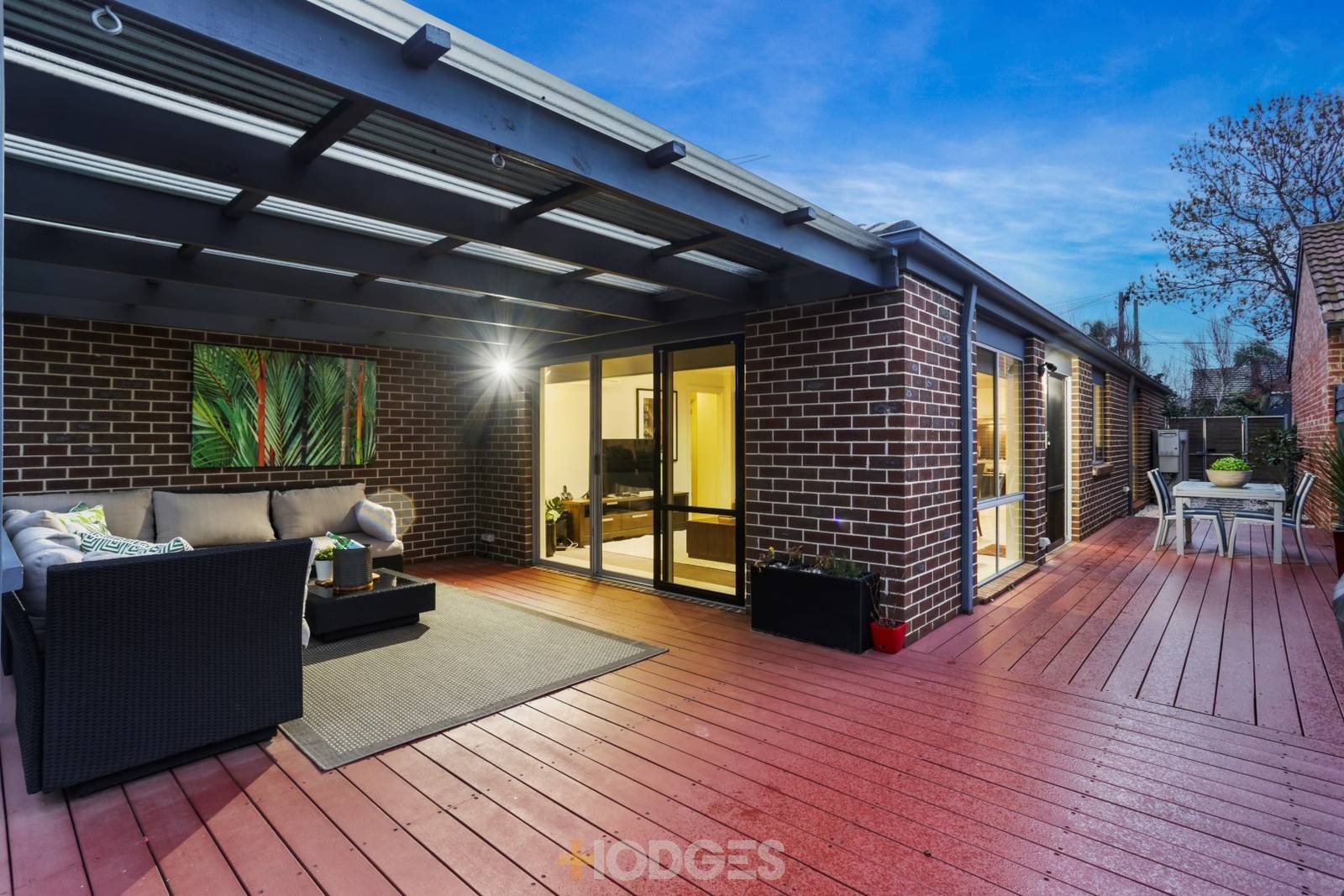 18 Burt Crescent Hampton East