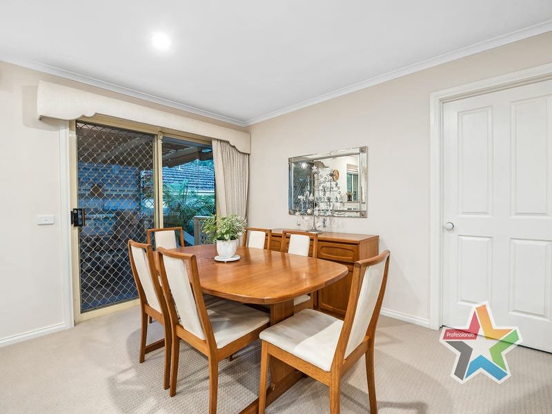 1/8 Byrne Road, Bayswater North image 4