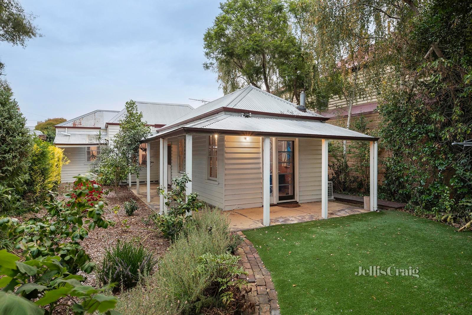 18 Candover Street, Geelong West image 14