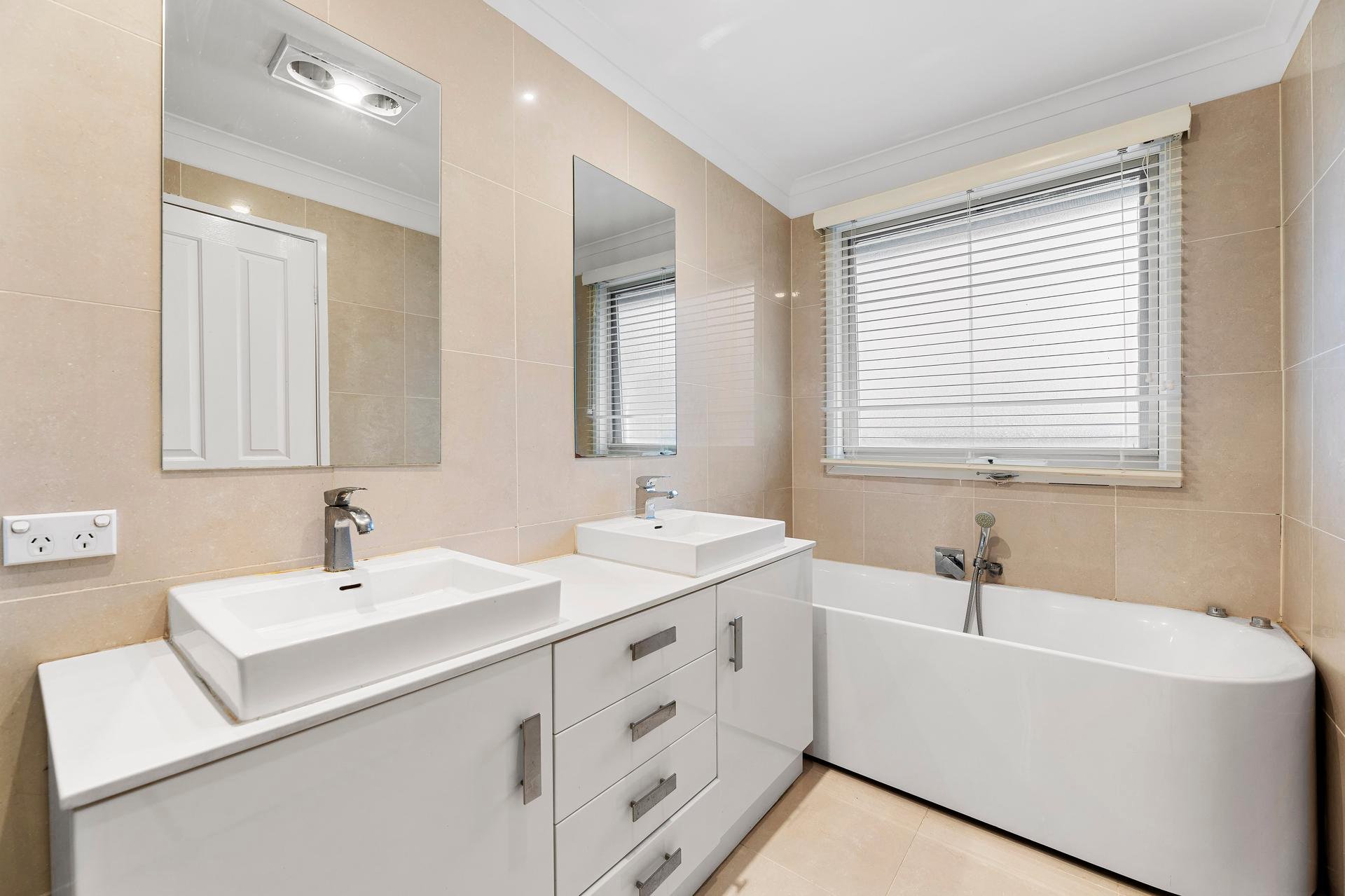 18 Carlton Court, Templestowe image 8