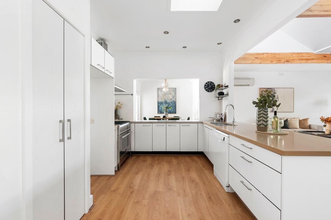 18 Carrington Street, Balwyn&nbsp;North image 3