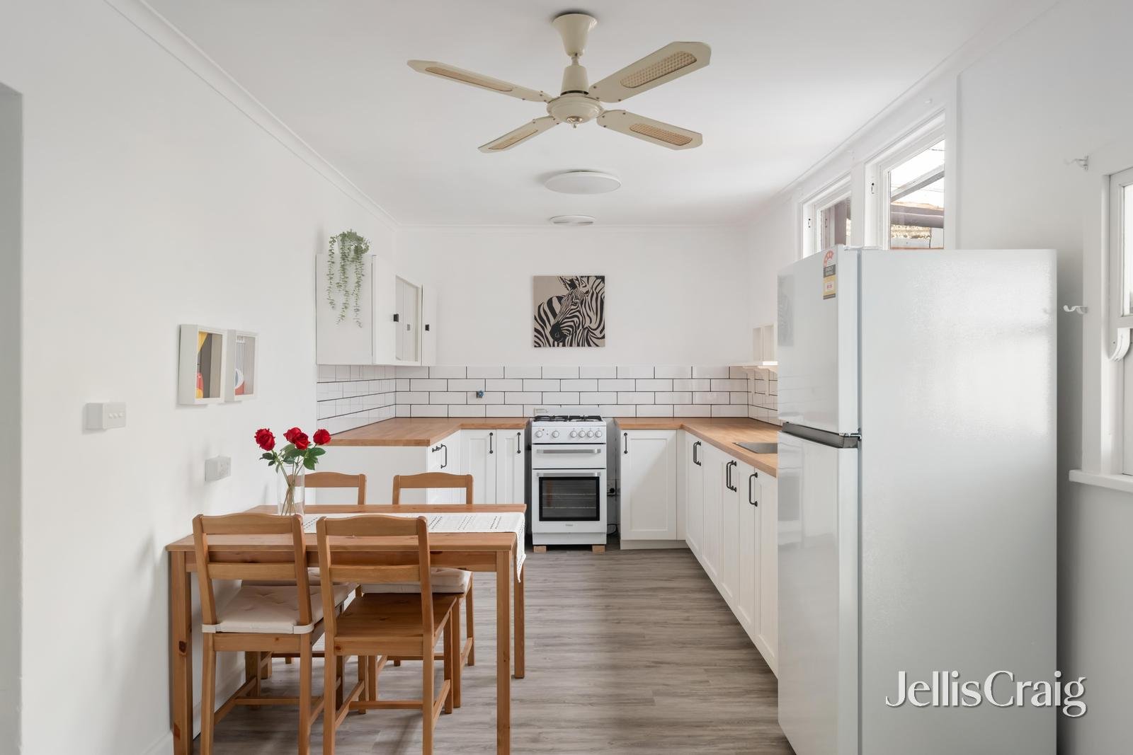 18 Cassels Road, Brunswick image 5