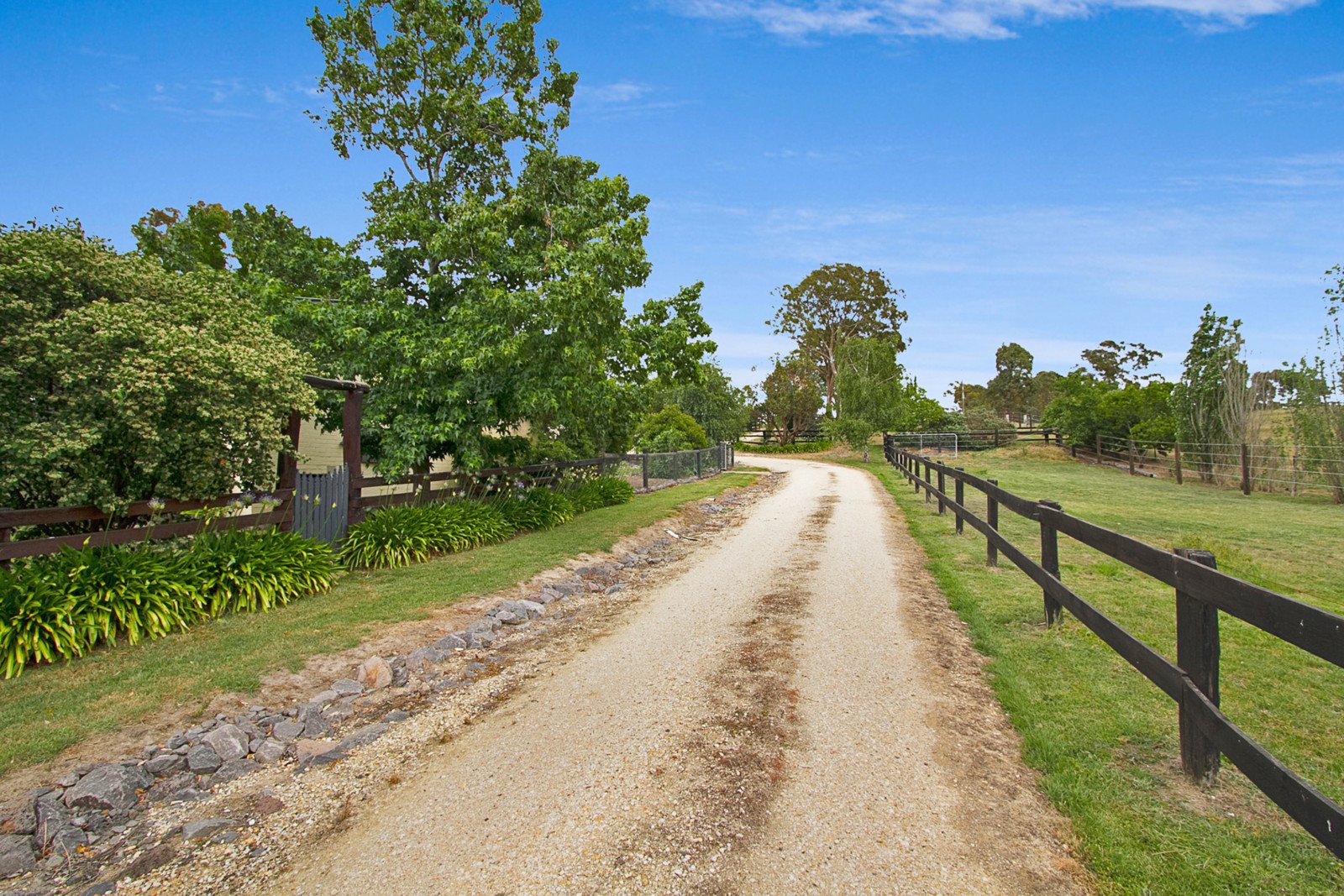 18 Castle Hill Road, Taradale image 3