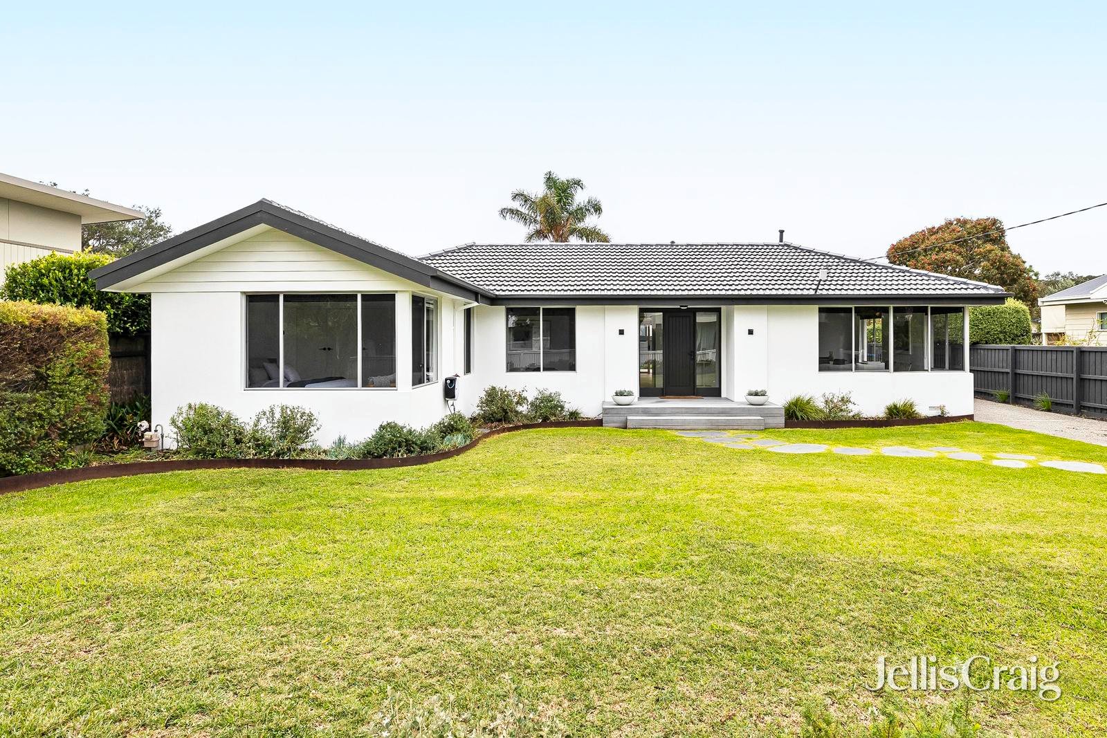 18 Charles Street, Blairgowrie image 1