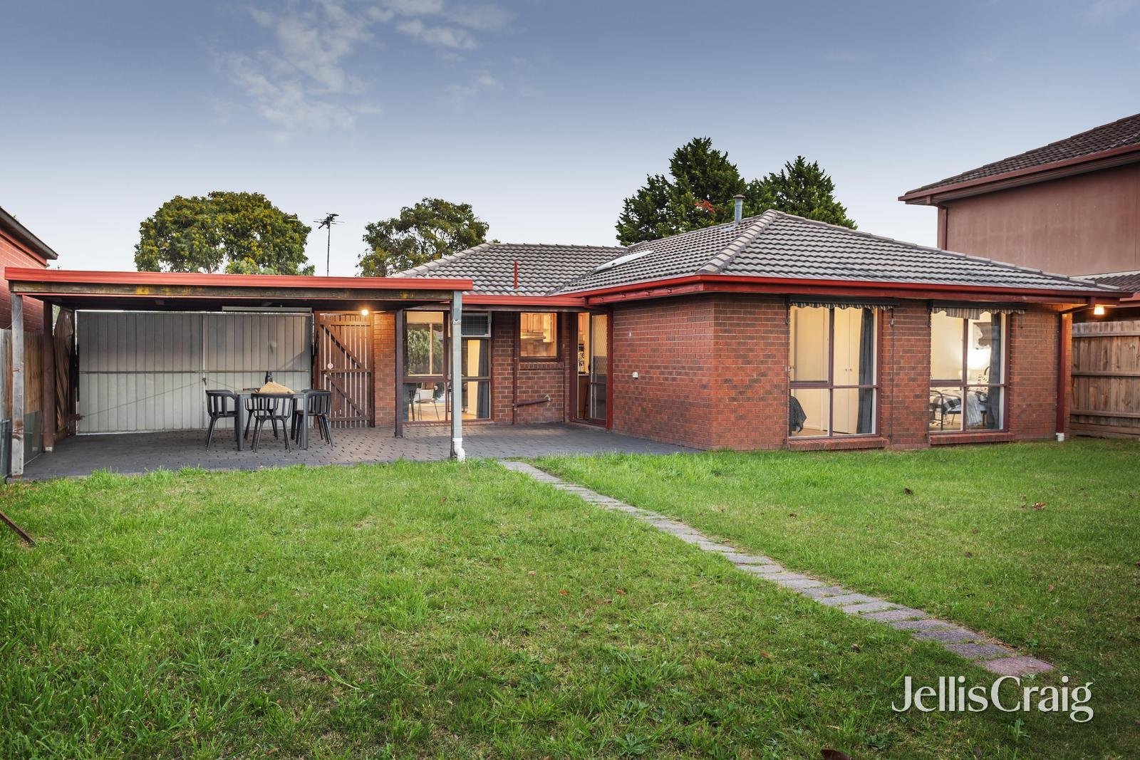 18 Chestnut Road, Mill Park image 13