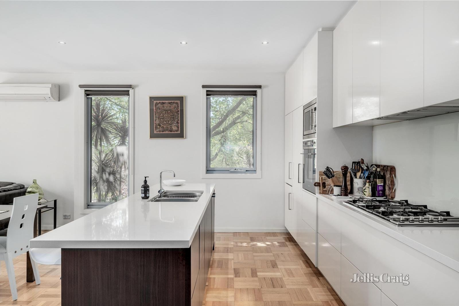 18 Churchill Street, Doncaster East image 4