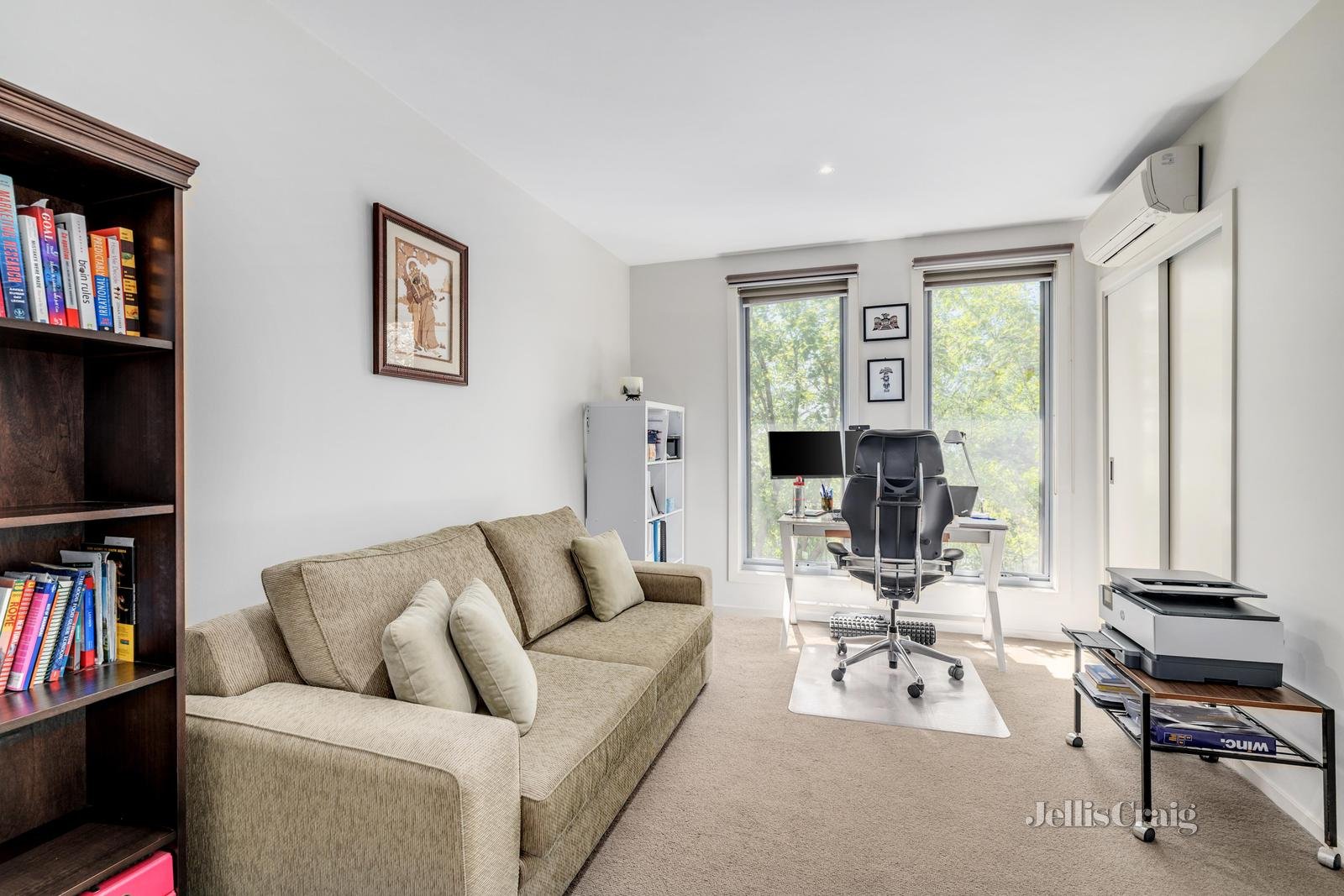 18 Churchill Street, Doncaster East image 7