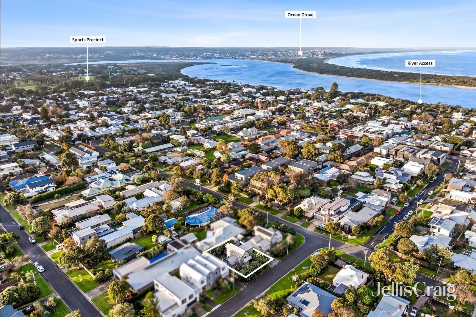 18 Clifford Parade, Barwon&nbsp;Heads image 17