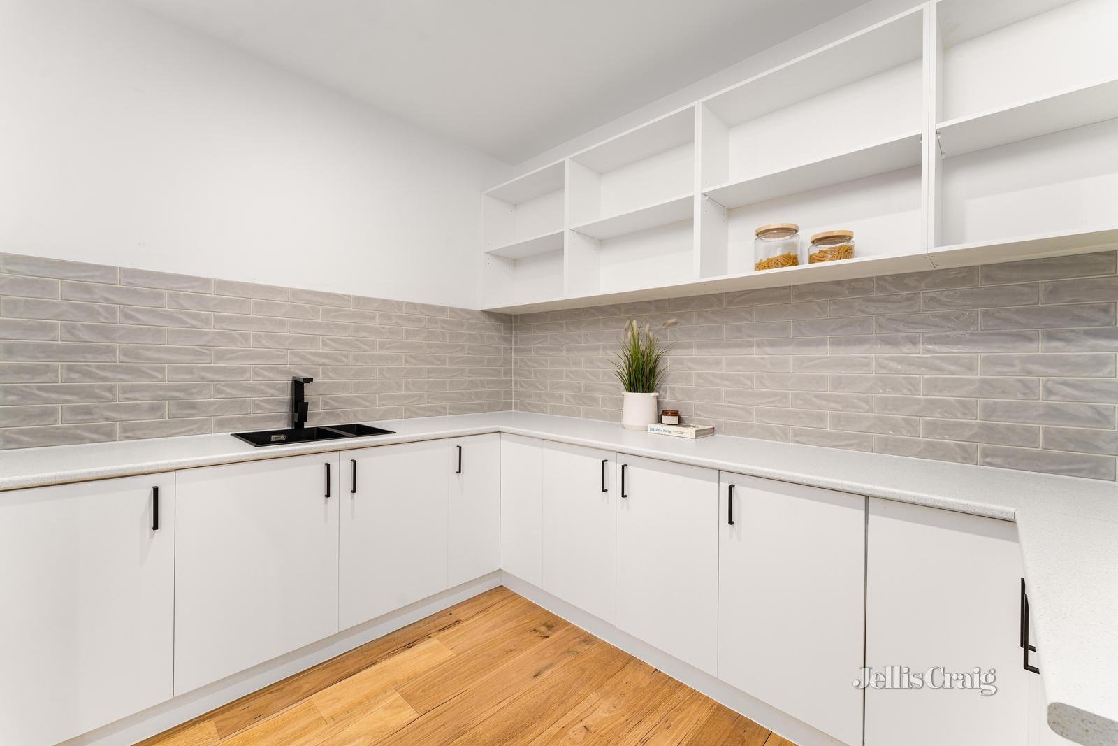 18 College Street, Wendouree image 7
