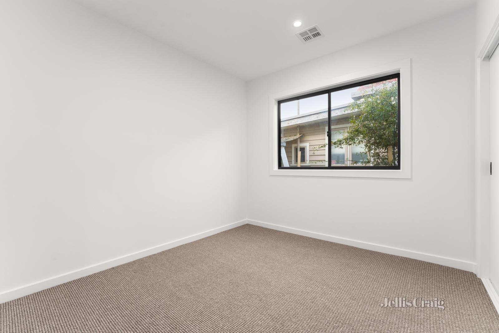 18 College Street, Wendouree image 26