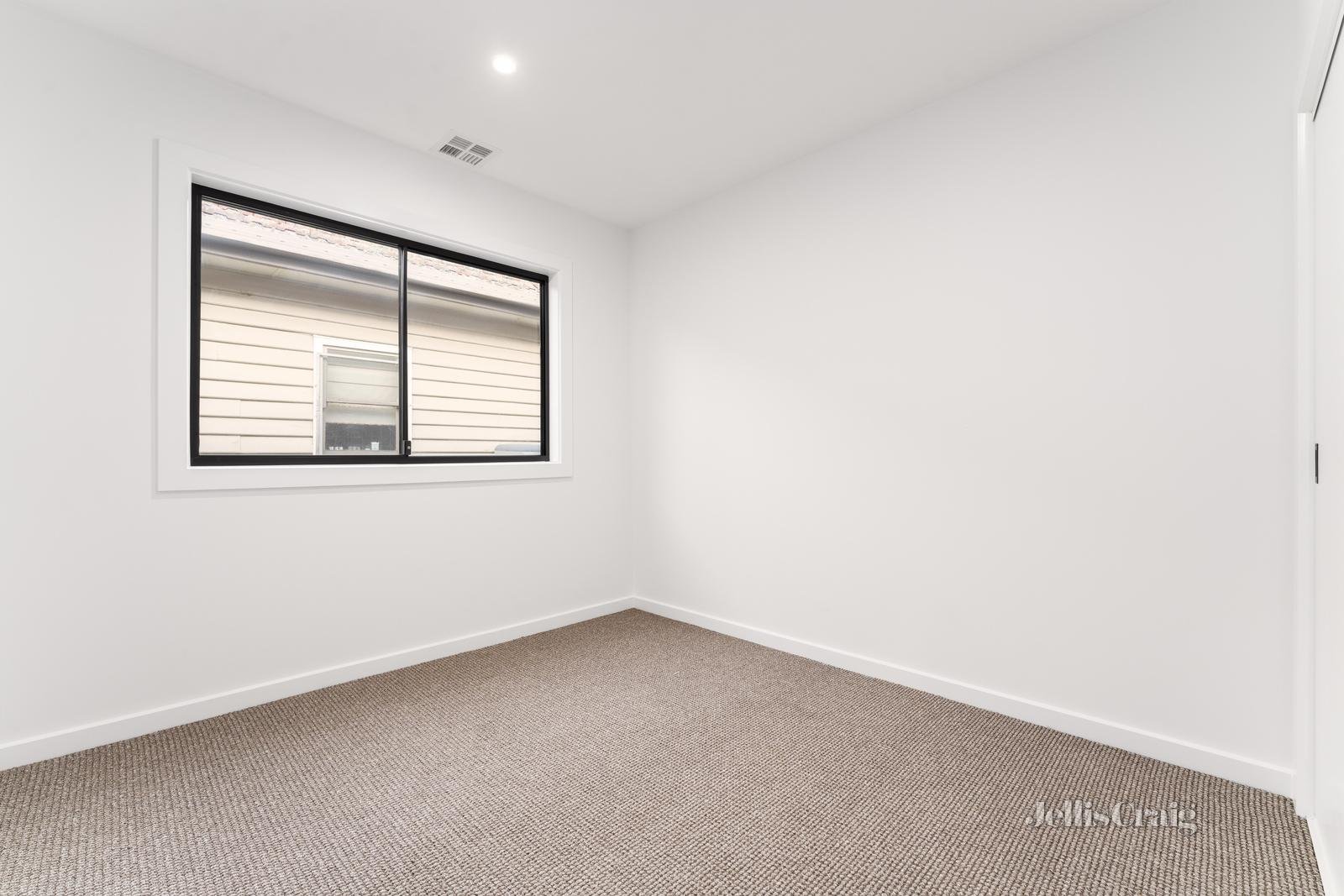 18 College Street, Wendouree image 27